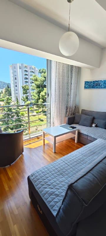 Светлая двухкомнатная квартира в центре Бара, аренда 650 EUR