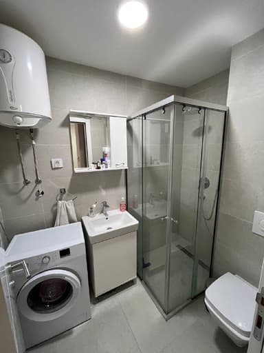 Квартира с 1 спальней в Бечичи, 600 евро в месяц, новый дом с лифтом