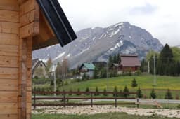 Продажа успешного бизнеса по краткосрочной аренде коттеджей в Жабляке, 250 000 EUR