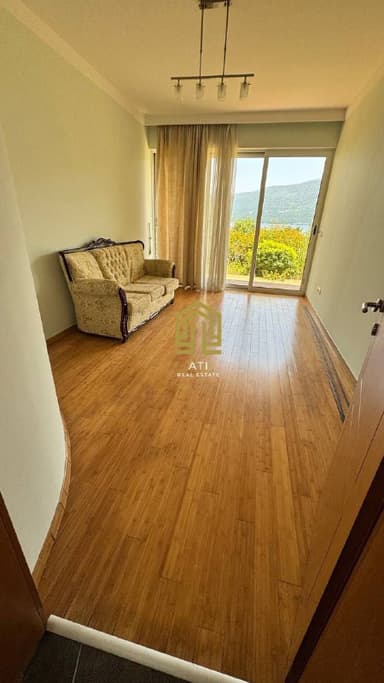 Эксклюзивная продажа квартиры в Дженовичи, 362500 EUR, всего 80 м от моря!